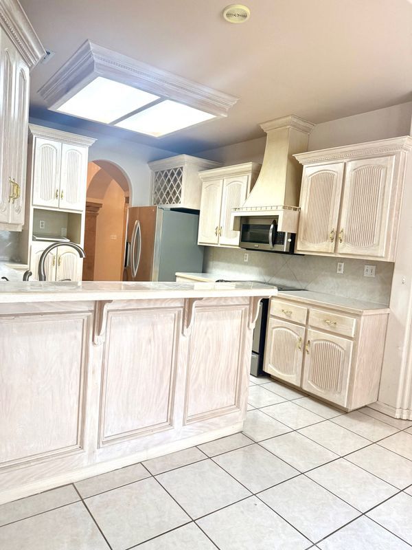Building Photo - 3904 San Rodrigo