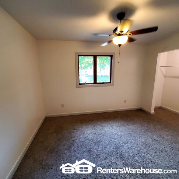 Building Photo - 224 N Nicollet St