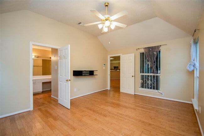 Building Photo - 7731 Las Flores Dr