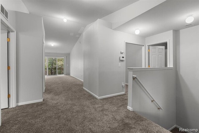 Building Photo - 17157 Higdon Dr