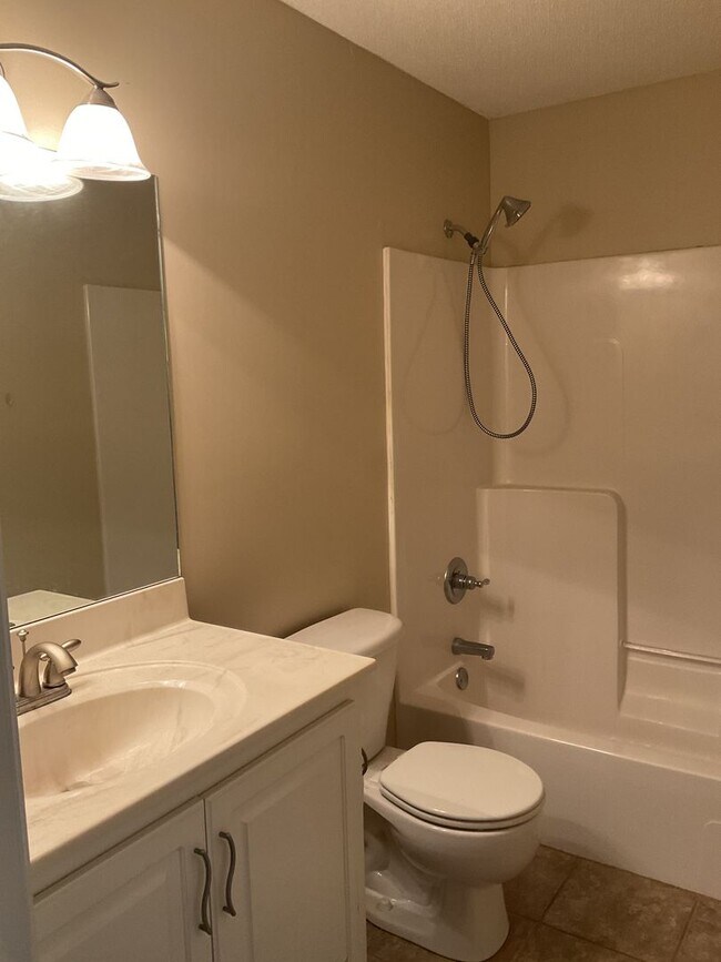 Building Photo - Windsor Garden Subdivision -