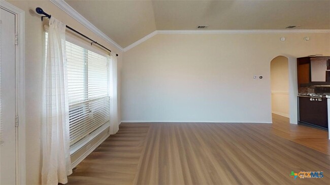 Building Photo - 409 Atlas Ave