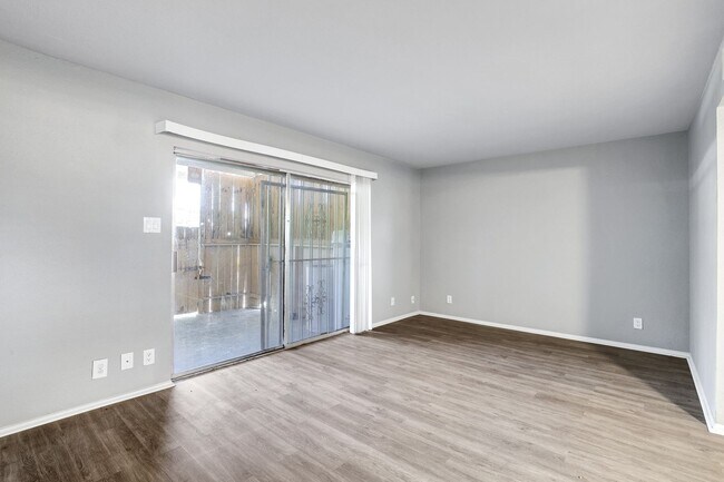 Building Photo - 11003 Mt Boracho Dr