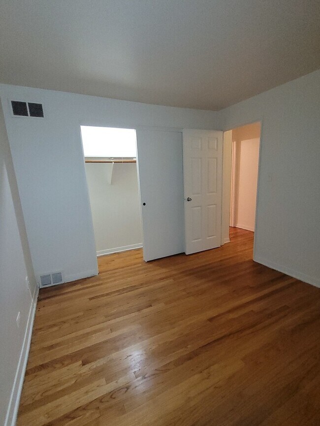 Building Photo - 4643 Church St