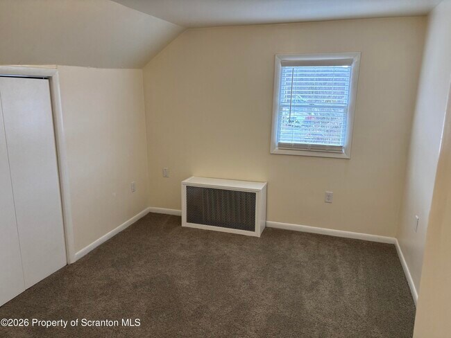 Building Photo - 316 John St