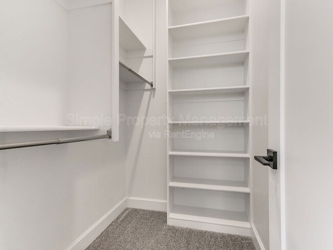 Building Photo - 821 NW 8th St