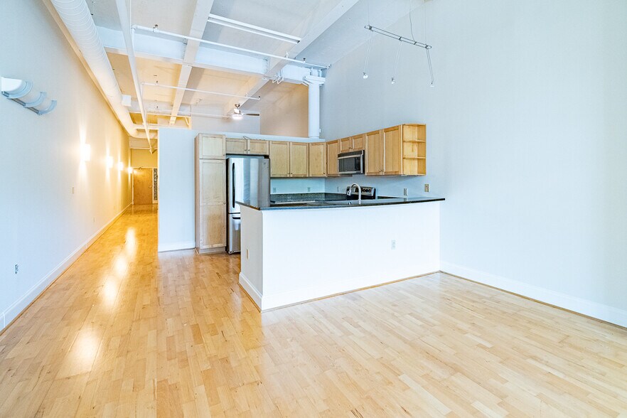 Building Photo - 306 N 26th St