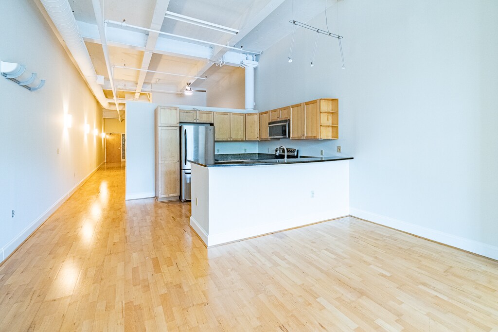 Building Photo - 306 N 26th St