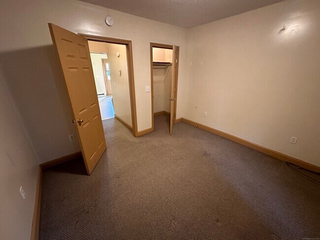 Building Photo - 36-40-40 Pleasant St