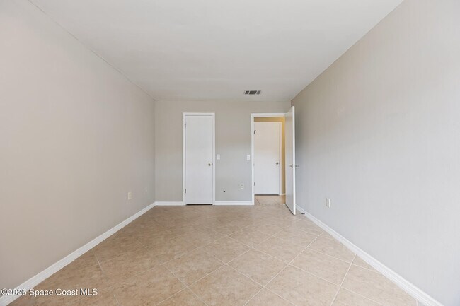 Building Photo - 1514 Clearlake Rd