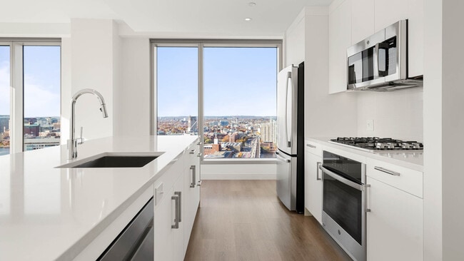 Building Photo - 35 Lomasney Wy