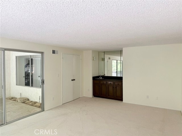 Building Photo - 4356 Cartesian Cir