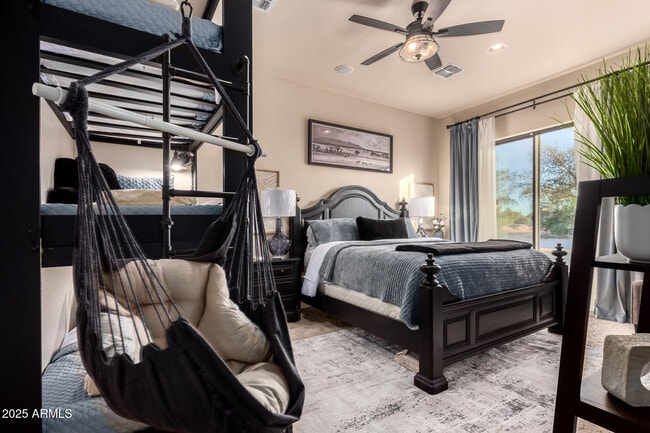 Building Photo - 2506 S 186th Dr