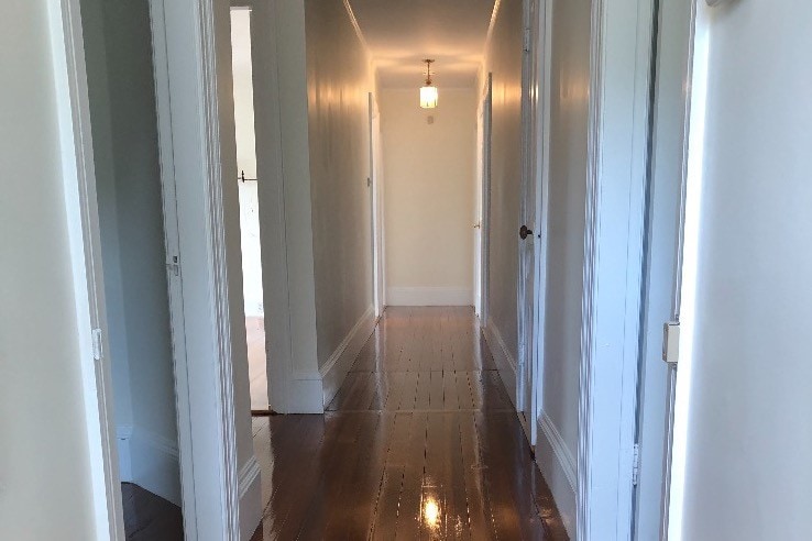 Building Photo - 18 University Ave