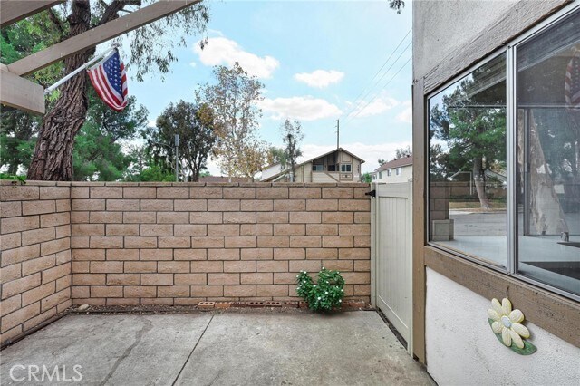 Building Photo - 1740 N Willow Woods Dr