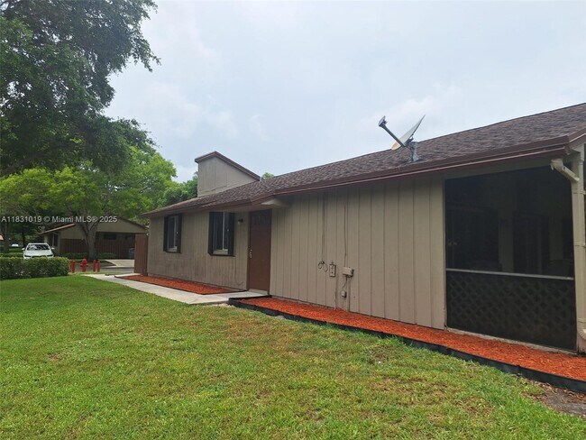Building Photo - 22280 Timberly Dr