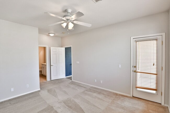Building Photo - Stylish Mesa Condo with Modern Comforts & Prime Location