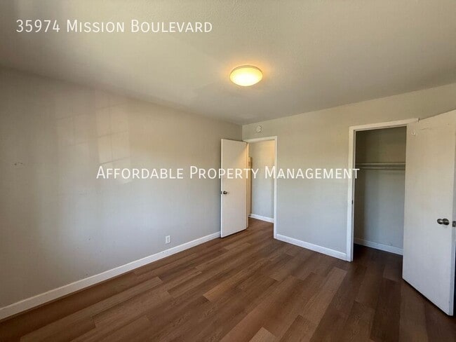 Building Photo - 35974 Mission Blvd