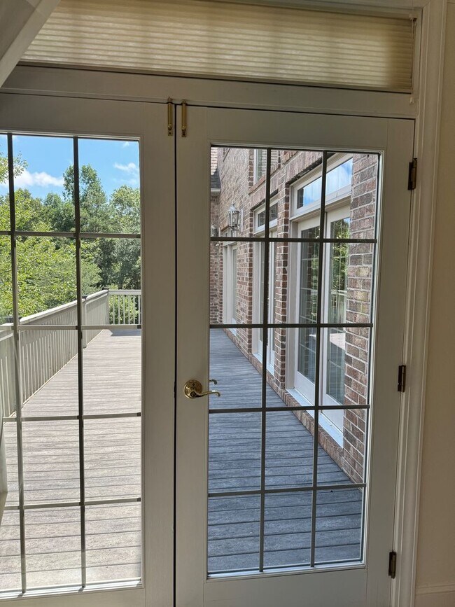 Building Photo - South AVL - Grand Residence in The Cotswol...