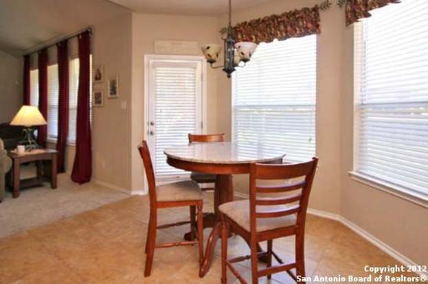 Building Photo - 5731 White Oak Cove