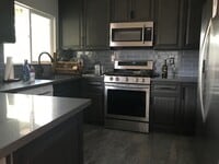 Building Photo - 258 Mountain View Dr