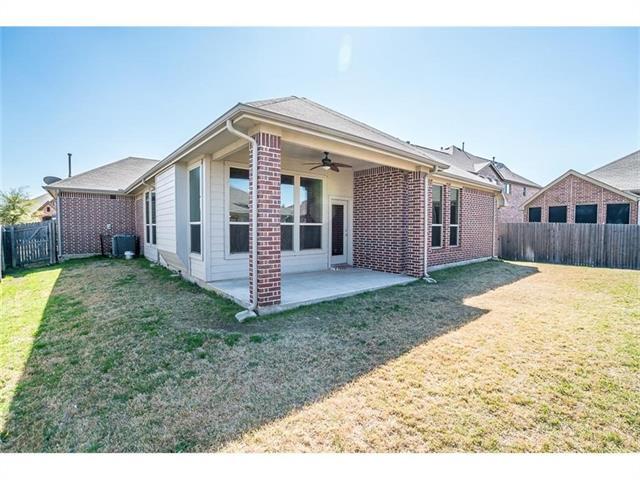Building Photo - 1405 Nightingale Dr