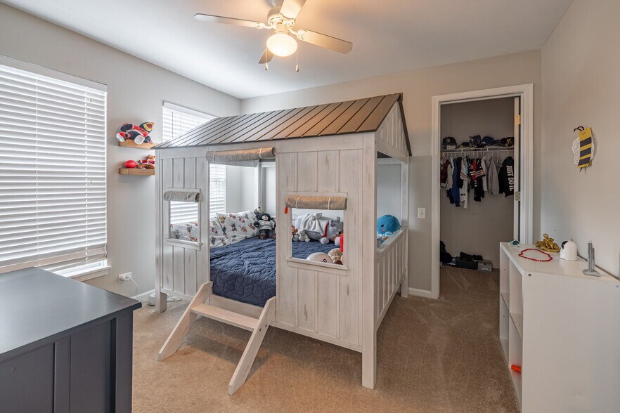 Building Photo - 3960 Georgetown Cir