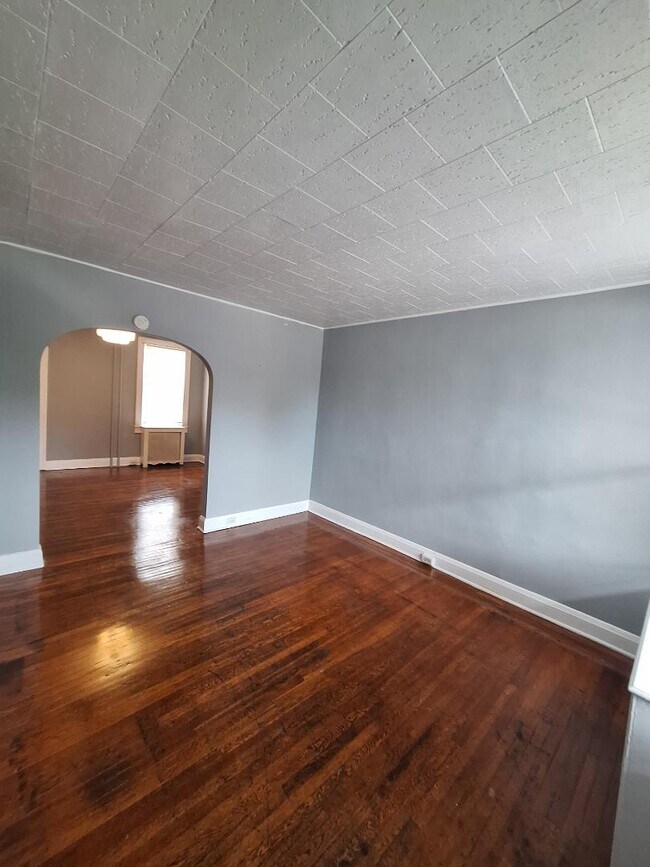 Building Photo - 3416 Cardenas Ave