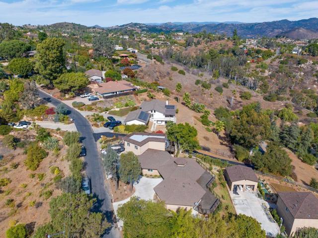 Building Photo - 2916 Anaheim St