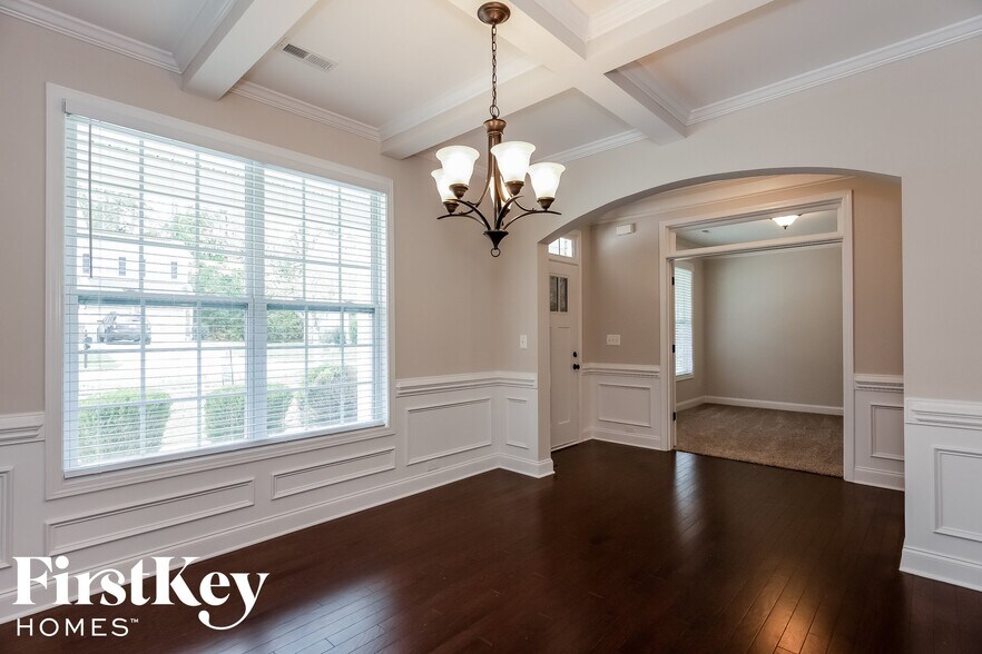 Building Photo - 5631 Mcdowell Run Dr