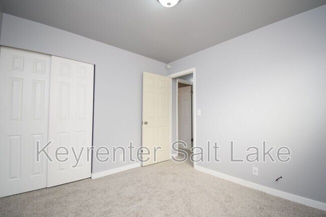 Building Photo - 6131 Misty Way
