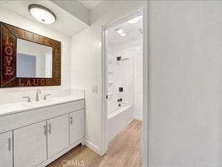 Building Photo - 302 Miraleste Dr