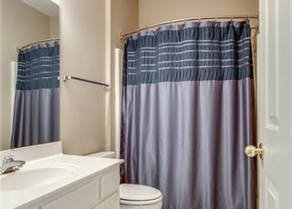 Building Photo - Charming 3 Bedroom Nashville Home with Pristine Hardwood Floors & 3 Full Baths!