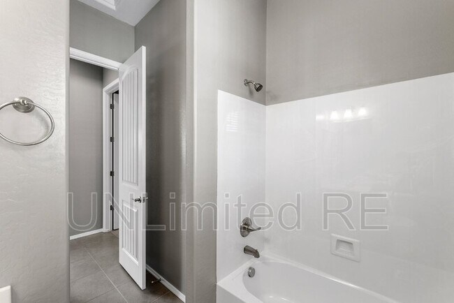 Building Photo - 6041 Livingston Loop