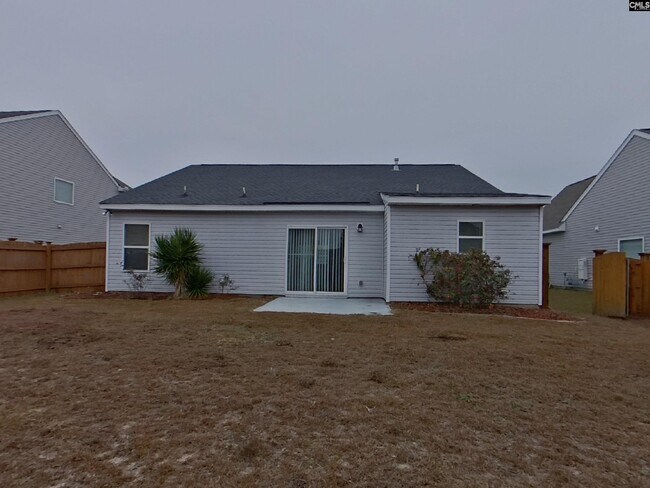 Building Photo - 333 Finch Ln