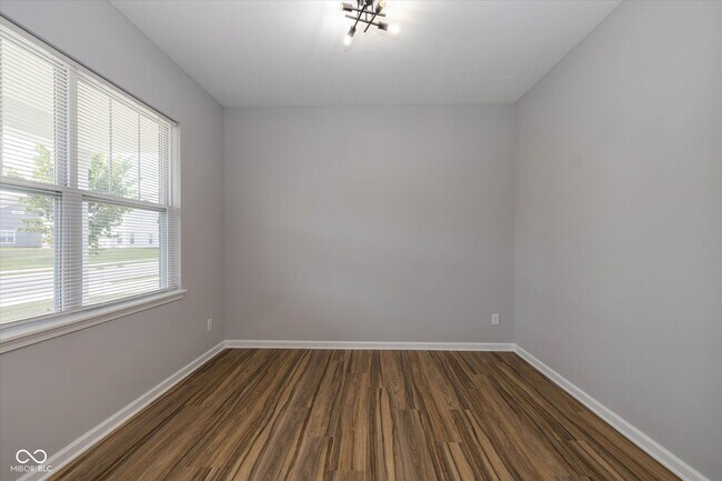 Building Photo - 6792 Highland Way