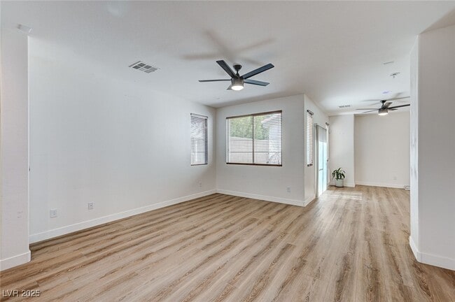 Building Photo - 10705 Mentesana Ave