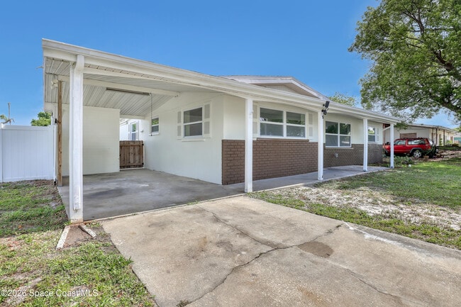 Building Photo - 2814 Lorna Dr