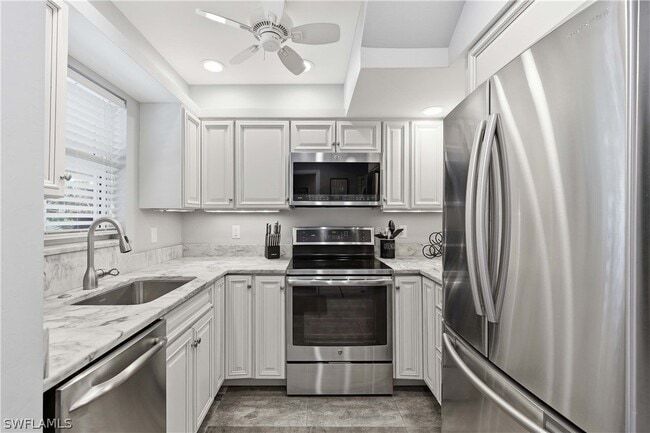 Building Photo - 87 N Collier Blvd