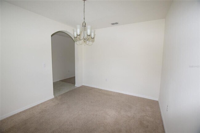 Building Photo - 946 Shady Tree Ln