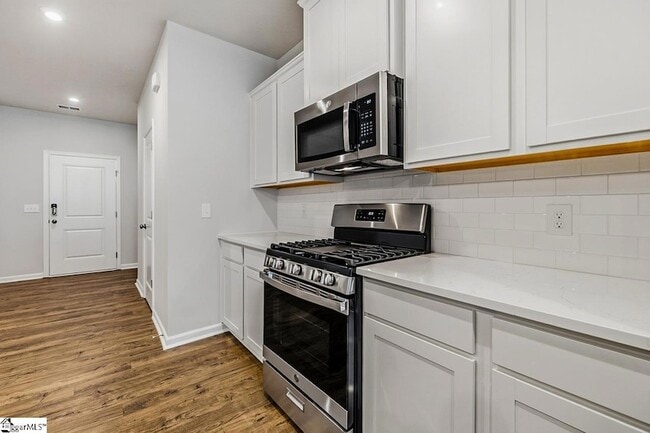 Building Photo - 148 Herrick Pl
