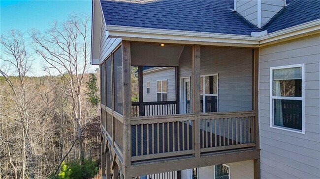 Building Photo - 309 Trappers Bluff