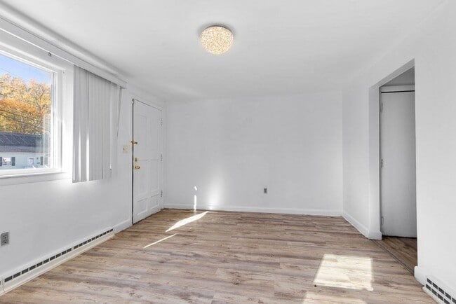 Building Photo - 96 Hill St