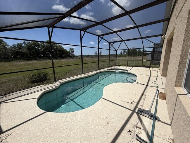 Building Photo - 311 Sunset View Dr