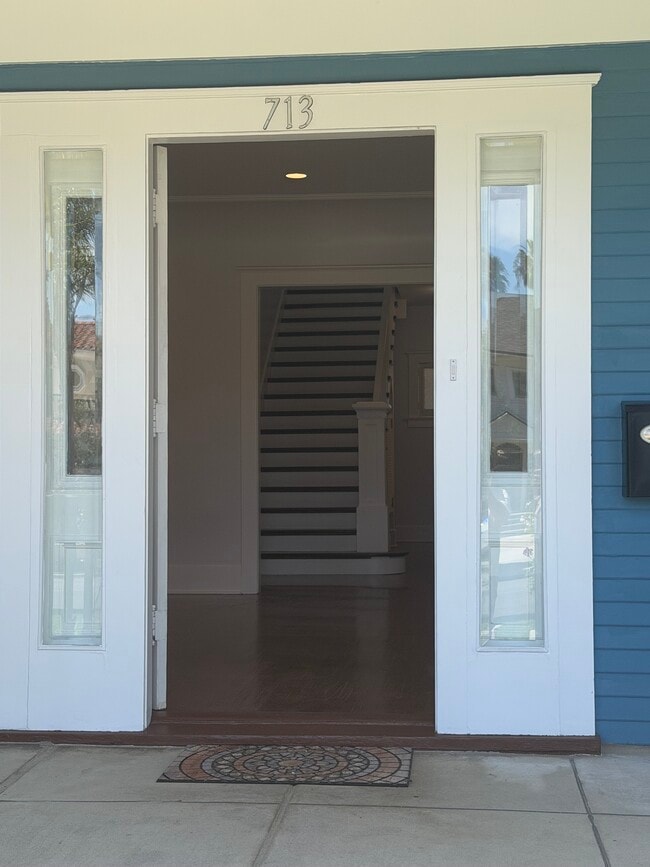 Front Entry - 713 S Bronson Ave