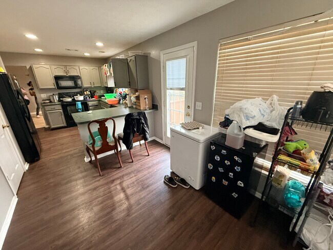 Building Photo - 2818 Penn Meade Dr