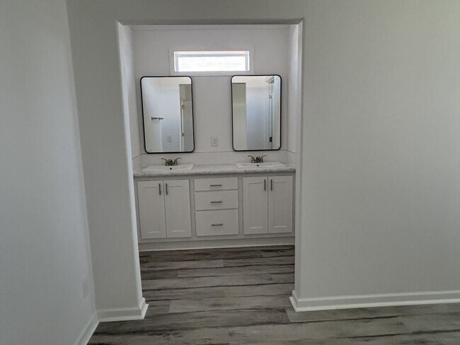 Building Photo - 3093 SW 108th Pl