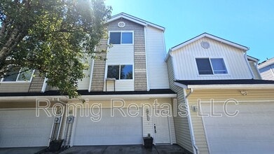 Building Photo - 1817 NE 88th Cir