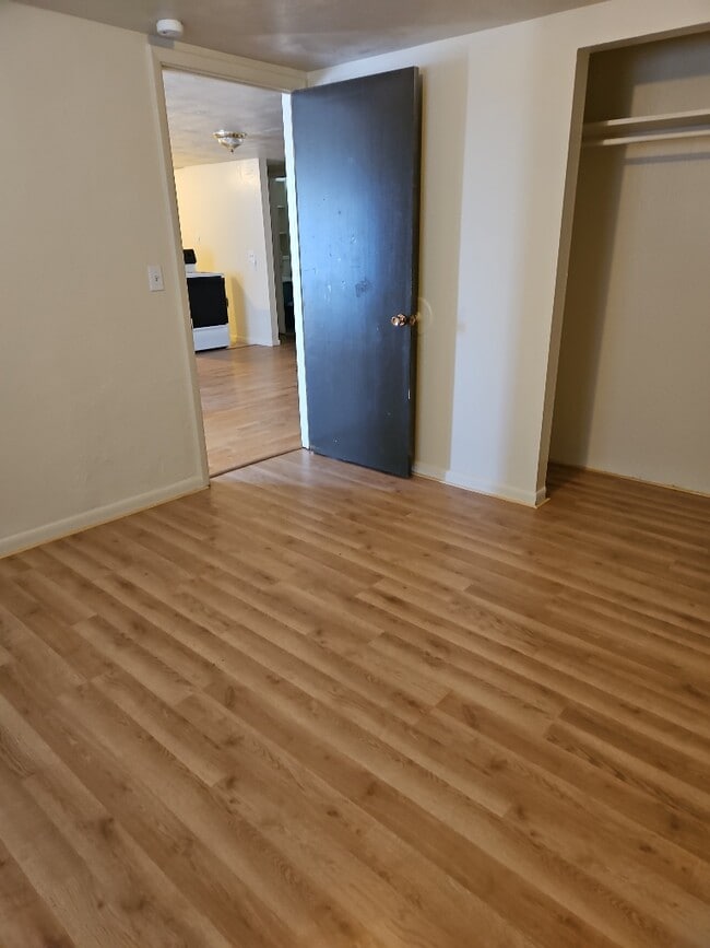 Building Photo - 1817 S Greeley Hwy