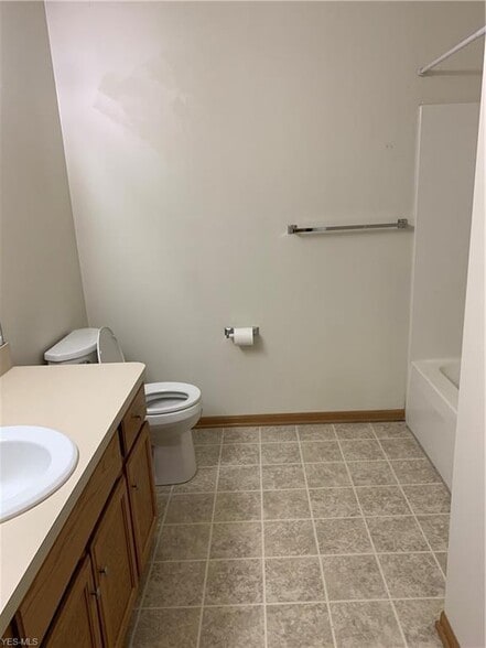 Upstairs bathrrom - 1230 Field St NW